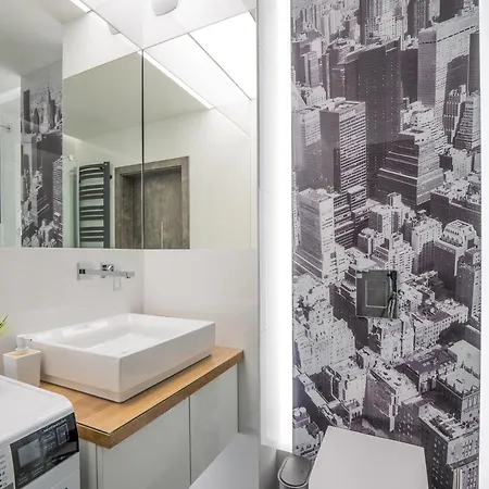 Mira Residence Poznan Old Town & Parking *